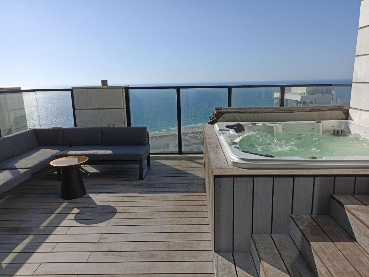 Yalarent Sea-Breeze Penthouse With Jacuzzi Διαμέρισμα Bat Yam Εξωτερικό φωτογραφία