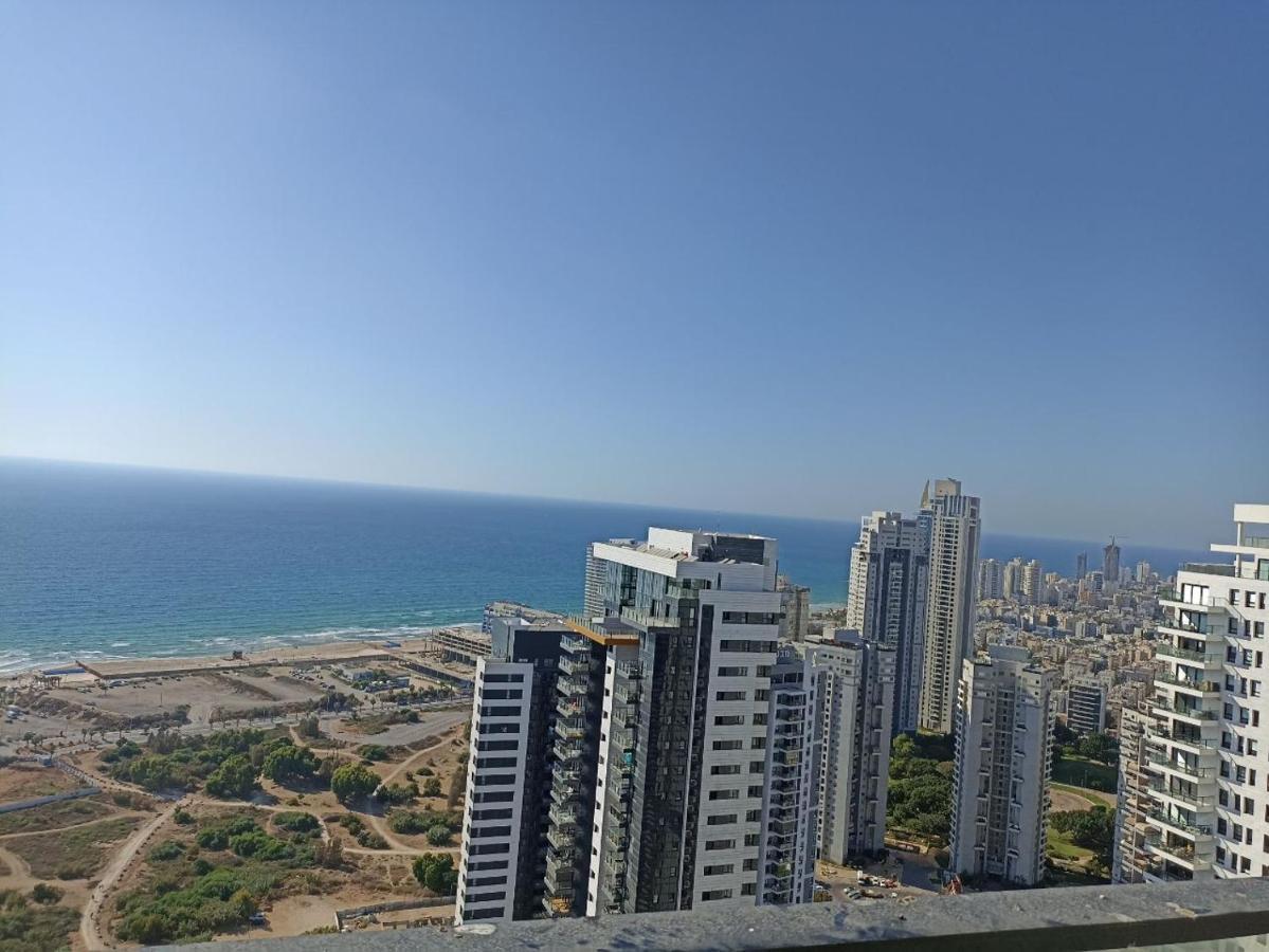 Yalarent Sea-Breeze Penthouse With Jacuzzi Διαμέρισμα Bat Yam Εξωτερικό φωτογραφία