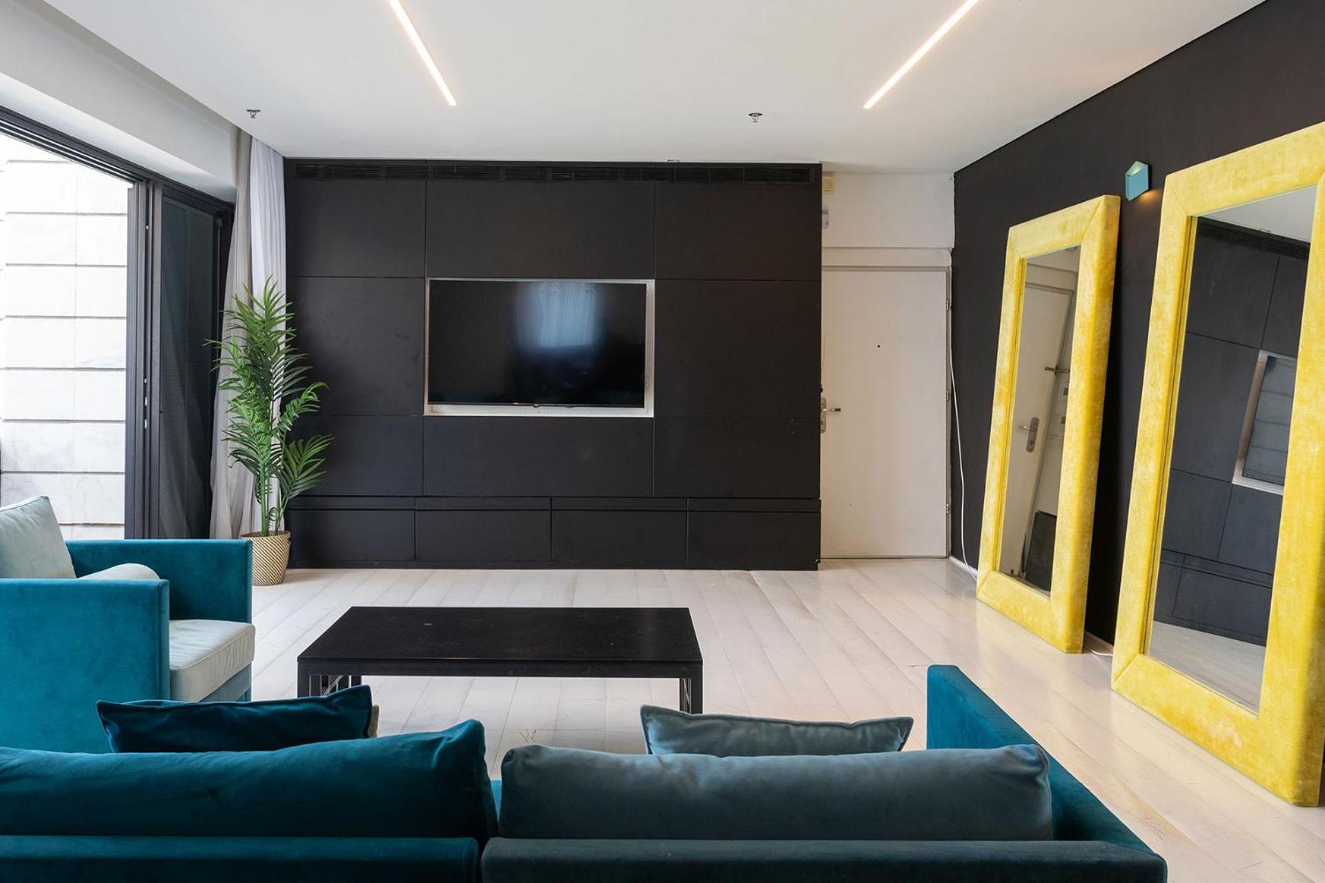 Yalarent Sea-Breeze Penthouse With Jacuzzi Διαμέρισμα Bat Yam Εξωτερικό φωτογραφία